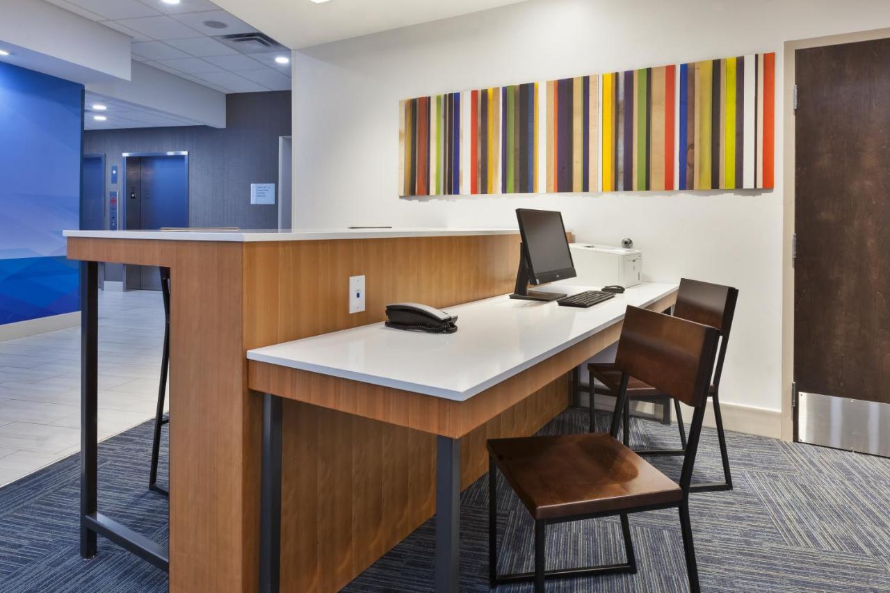 Holiday Inn Express & Suites - Milan - Sandusky Area By Ihg Exterior foto
